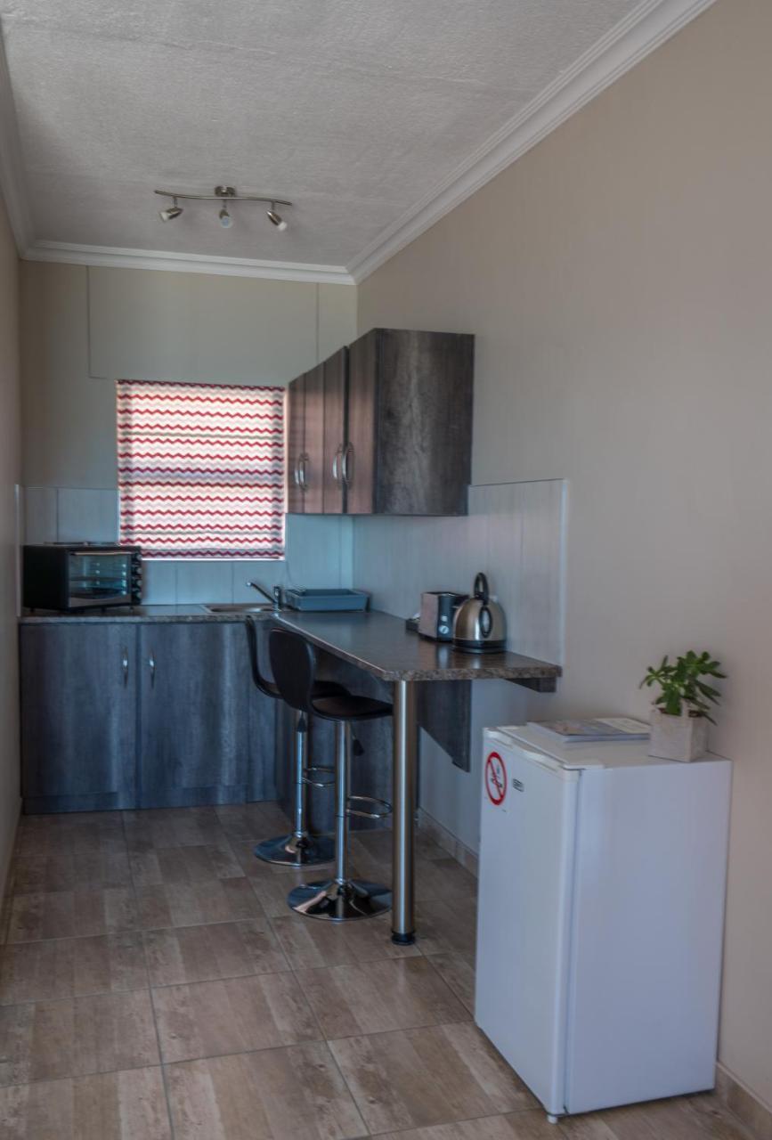 Island Cottage Guesthouse Lüderitz エクステリア 写真