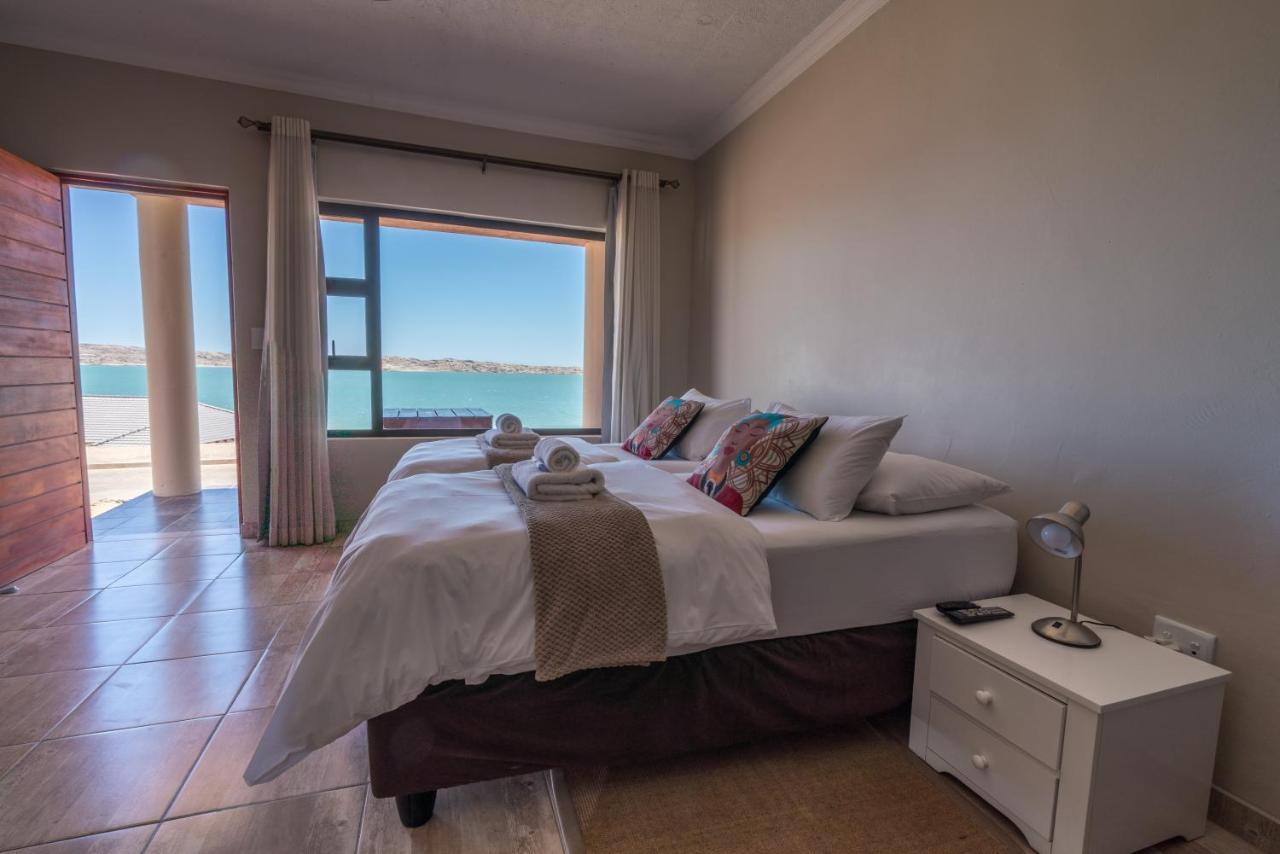 Island Cottage Guesthouse Lüderitz エクステリア 写真